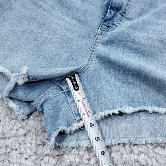 READ Torrid 3.5" Vintage Stretch High Rise Raw Hem Jean Shorts Plus Size 26 - Picture 10 of 12